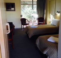 Roxby Downs Motor Inn - Internet Find