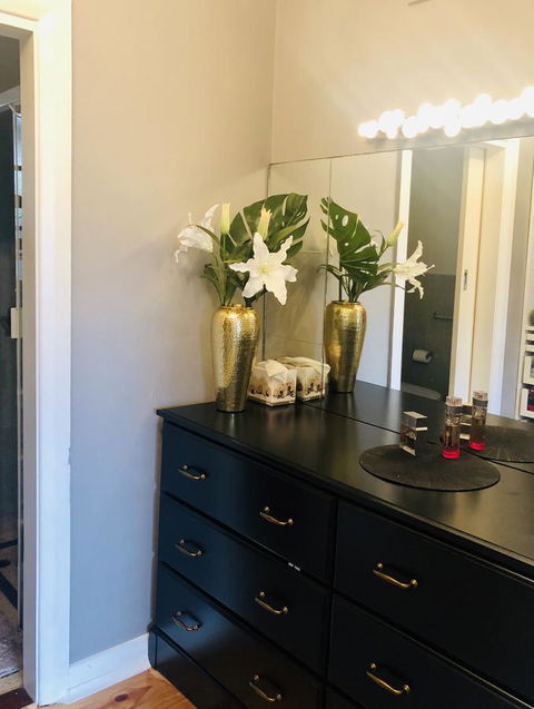 Stunning House With Beautiful Entertainment Area!! - Internet Find 3