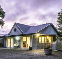 One Tree Bed and Breakfast - Internet Find
