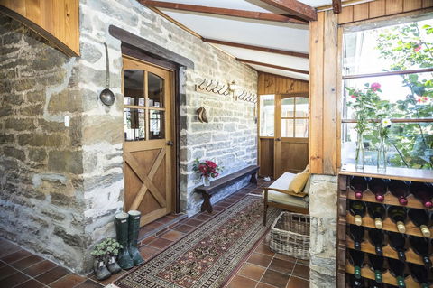 Grand Cru Estate Homestead - Internet Find 14