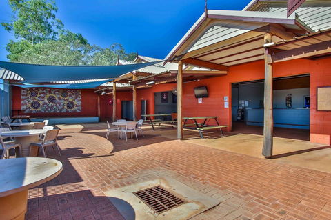 Kimberley Hotel - Internet Find 9