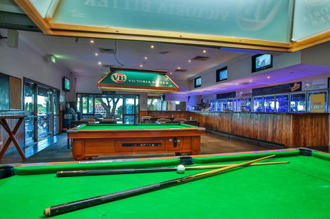 Kimberley Hotel - Internet Find 12