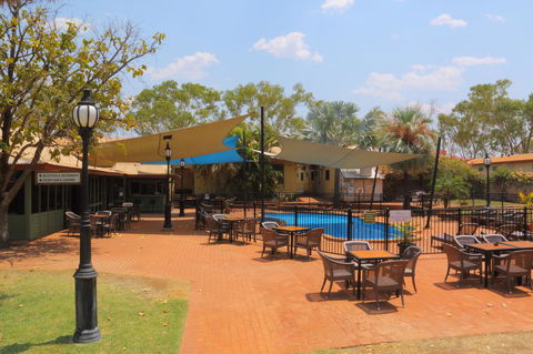 Kimberley Hotel - Internet Find 19