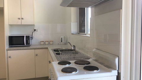 Capel Short-Stay Accommodation - Internet Find 3