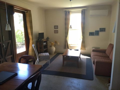 Hotham Ridge Winery And Cottages - Internet Find 10