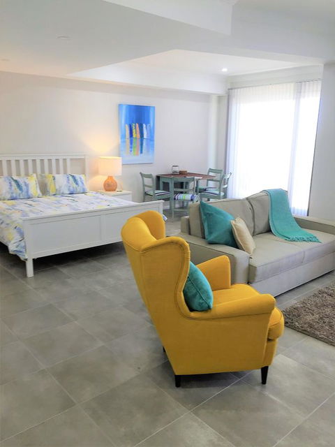 Studio Style Mindarie Marina - Internet Find 3