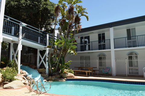 West Beach Lagoon 206 Great Value - Internet Find 20