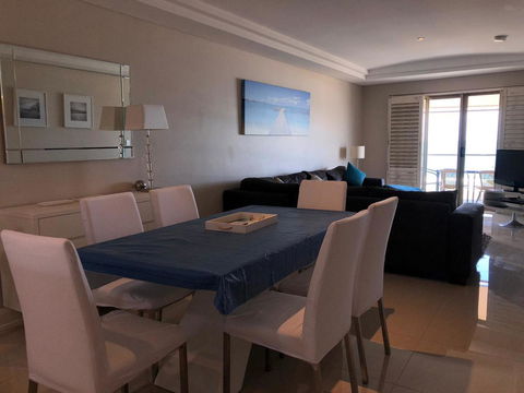The White Pearl Penthouse - Internet Find 3