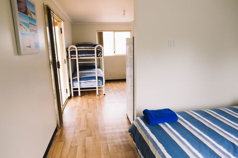 Port Gregory Caravan Park - Internet Find 38