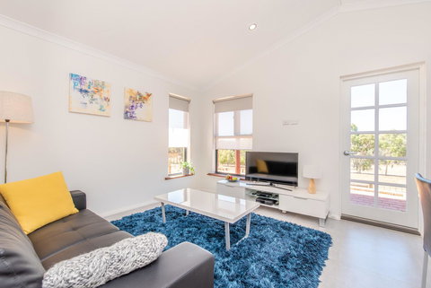 'Bindoon Valley Escape' Cottage - Internet Find 0