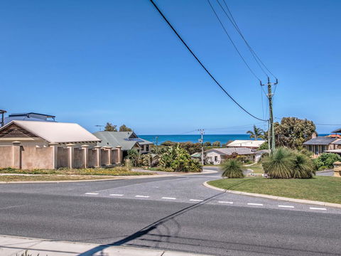 Panoramique Holiday Home With A View - Internet Find 2