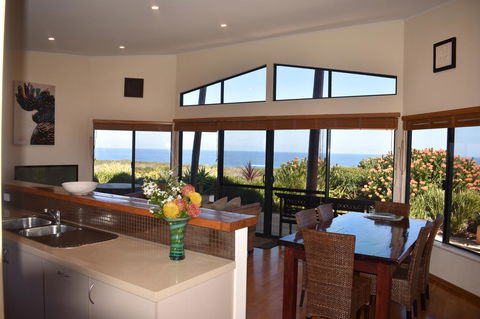 Redgate Beach Escape - Internet Find 2