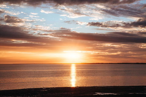 Onslow Beach Resort - Internet Find 8