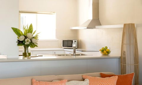 The Marina Hotel - Mindarie - Internet Find 19
