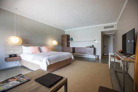 The Marina Hotel - Mindarie - Internet Find 4