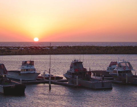 The Marina Hotel - Mindarie - Internet Find 16