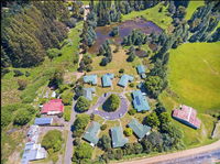 Giants Table and Cottages