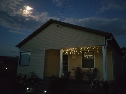 The Manager's Cottage - Internet Find 2