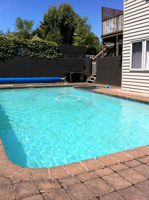 The Anchorage Waterfront Apartment - Internet Find 22