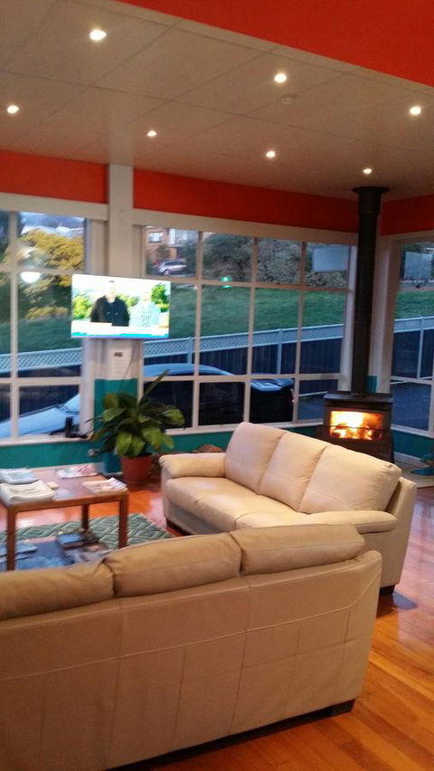Waterfront Lodge Motel - Internet Find 33