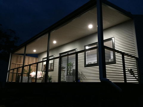 Manna Hill Farm - Internet Find 24