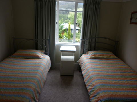 Maydena Chalet - Internet Find 18