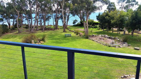 Four Seasons Waterfront Villas - Internet Find 0