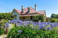 Cambridge House Bed  Breakfast