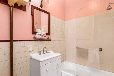 Cambridge House Bed & Breakfast - Internet Find 6