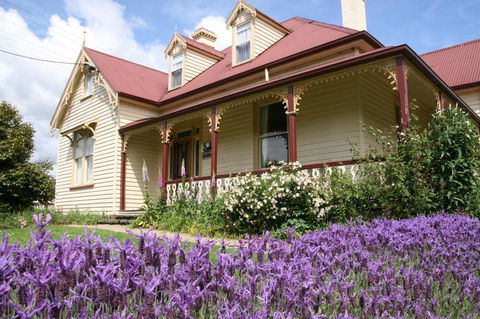 Cambridge House Bed & Breakfast - Internet Find 11