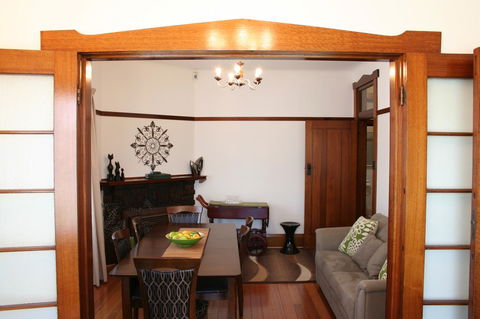 Moonah Central Apartments And Holiday Homes - Internet Find 18