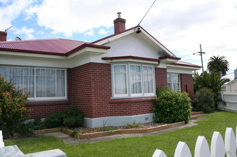 Moonah Central Apartments And Holiday Homes - Internet Find 15