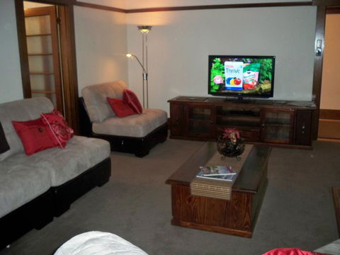 Moonah Central Apartments And Holiday Homes - Internet Find 22