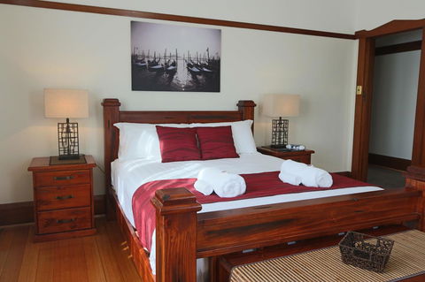 Moonah Central Apartments And Holiday Homes - Internet Find 9