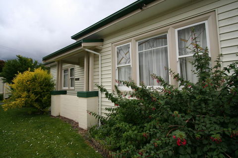 Moonah Central Apartments And Holiday Homes - Internet Find 12