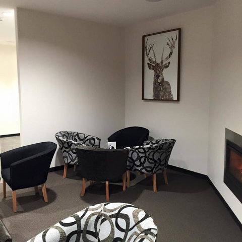 Risdon Brook Hotel - Internet Find 1