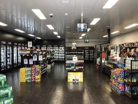 Risdon Brook Hotel - Internet Find 4