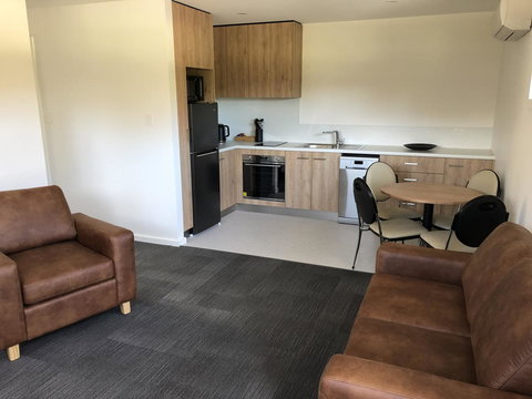 Risdon Brook Hotel - Internet Find 10