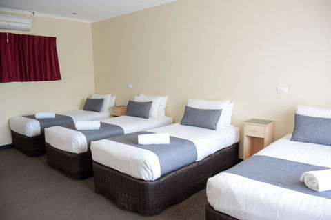 Beachway Motel - Internet Find 10