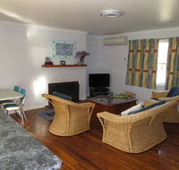 Orford Prosser Holiday Units - Internet Find