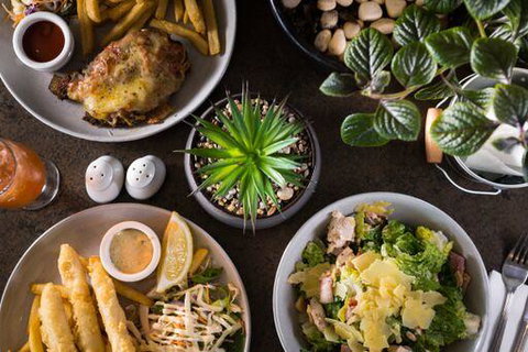 Shoreline Hotel - Internet Find 9