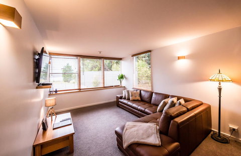 Pedder Wilderness Lodge - Internet Find 10