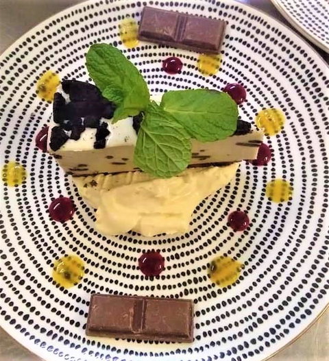 Mt Lyell Motor Inn - Internet Find 14