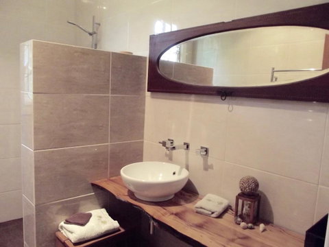 Eden Orchard & Farmstay - Internet Find 9