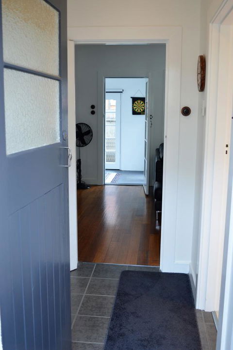 Lyttleton Cottage - Internet Find 23