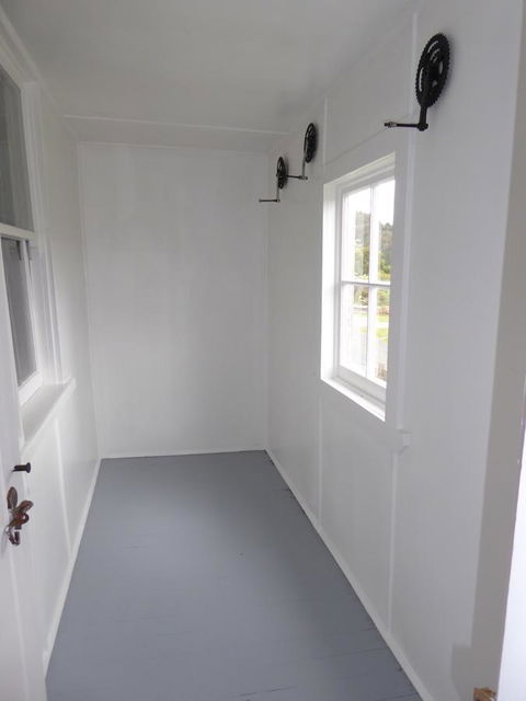 Riders Hut - Derby - Internet Find 23