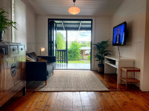 Cinta Cottage - Internet Find 6