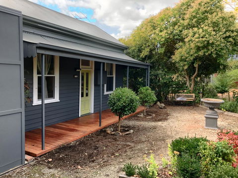 Cinta Cottage - Internet Find 17