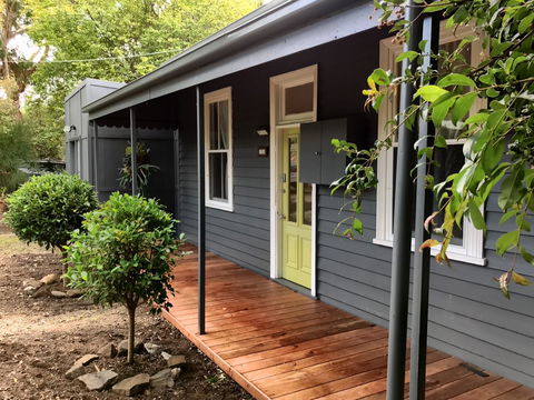 Cinta Cottage - Internet Find 1