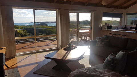 Sunsets On Martyrs Beach House - Ocean Views - Internet Find 1